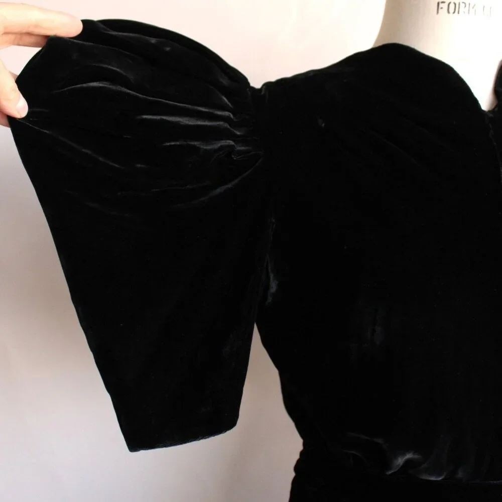 Vintage 1930s Dress, Kiviette Black Silk Velvet Rare Full Length Gown, Couture - Picture 4 of 13